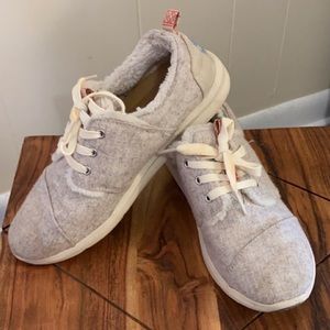 Fuzzy Toms Sneakers